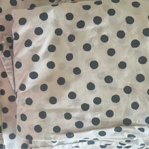Pottery barn teen Emily & Merritt size full polka dot sheet set